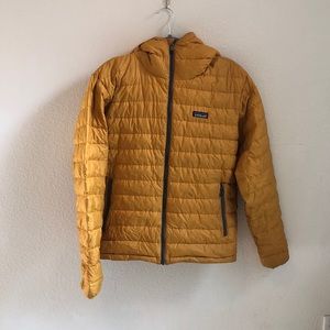 Gold Yellow Patagonia Down Sweater MENS SMALL.